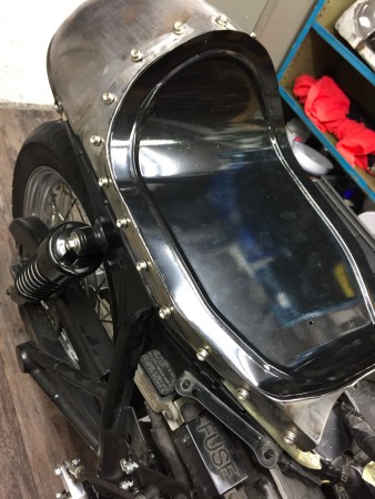 Pulverlackering av mindre detaljer.